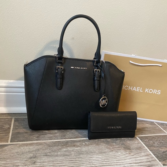 Michael Kors Handbags - Michael Kors Ciara satchel & wallet